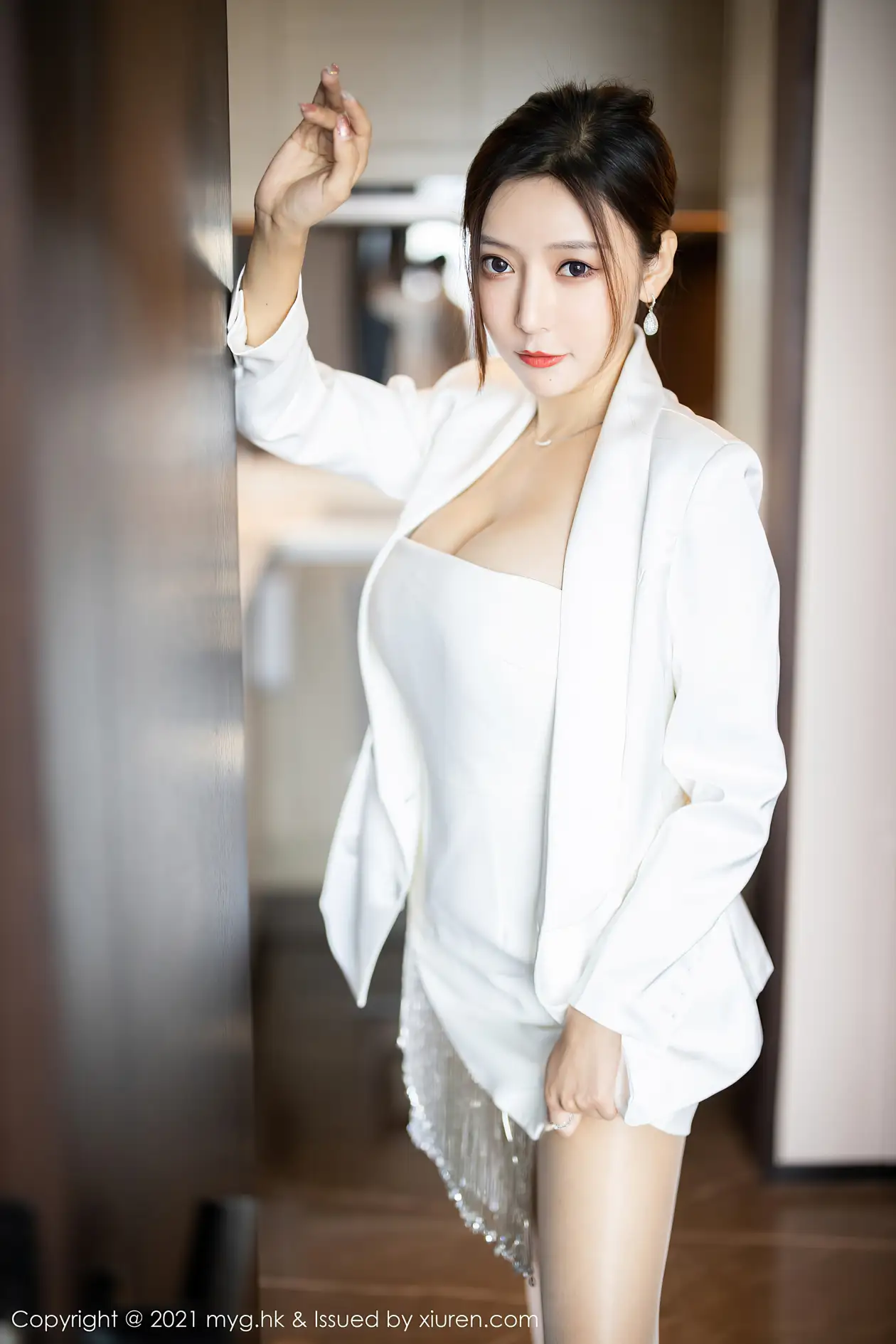 [美媛馆] 2021.06.17 VOL.541-002