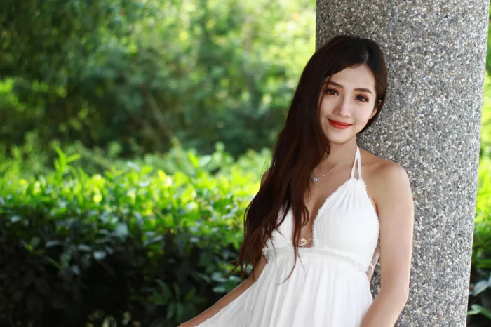 [街拍丝足] NO.039 Go Go 白色小禮服 高跟美腿外拍 #街拍丝足、美足#[118P]-043