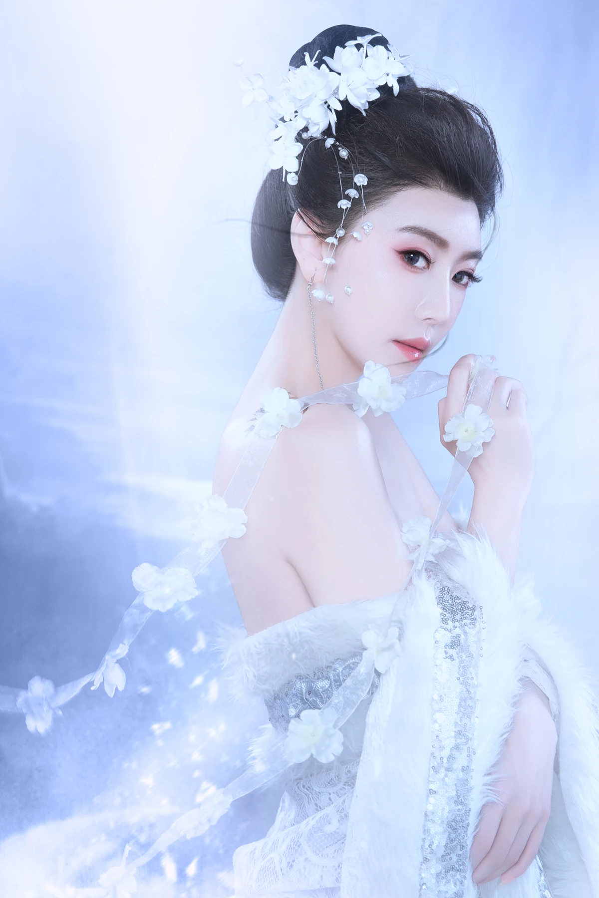 [艺图语]2022.12.20 Vol.2719-006