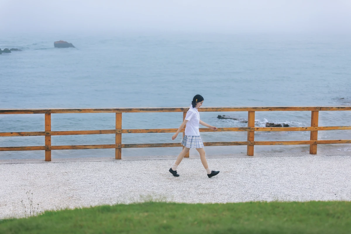 [艺图语]2023.02.02 Vol.2948 麦岛的阴天#知岫#[23P]-014