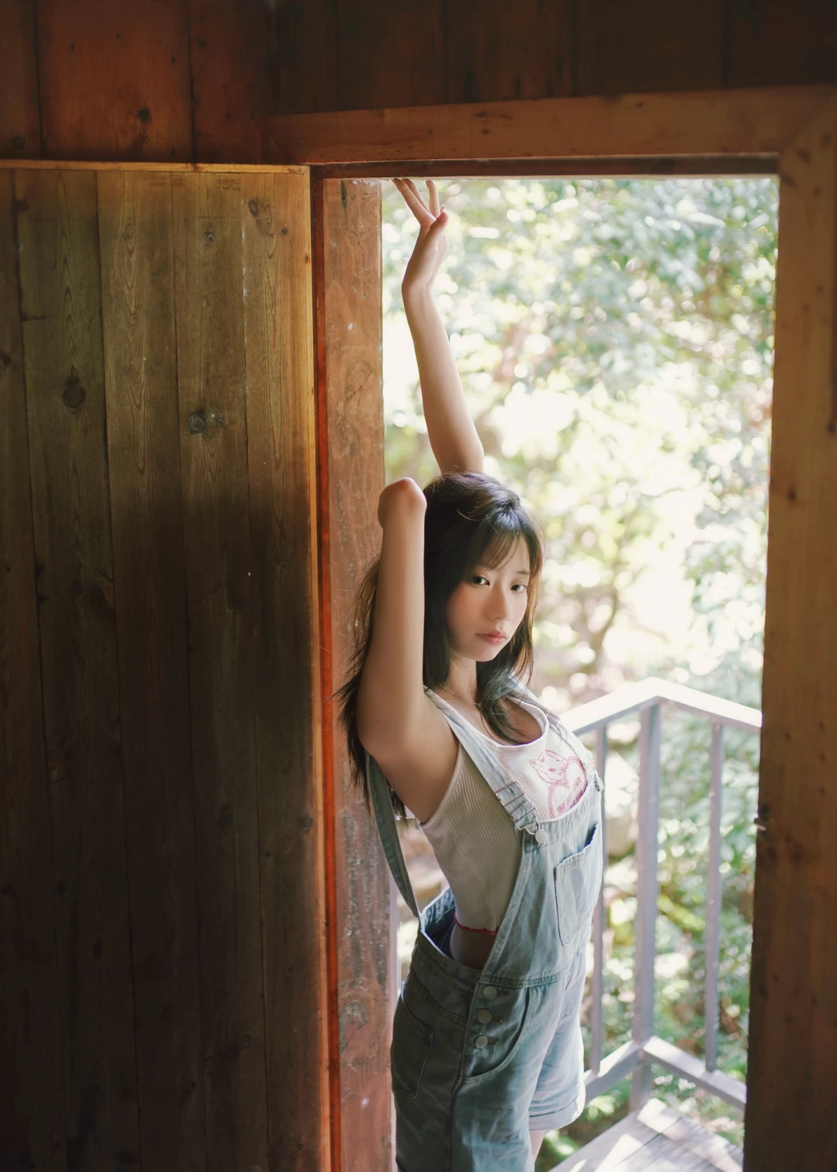 [艺图语]2023.02.05 Vol.2977 小木屋里的青春#歪歪#[21P]-018