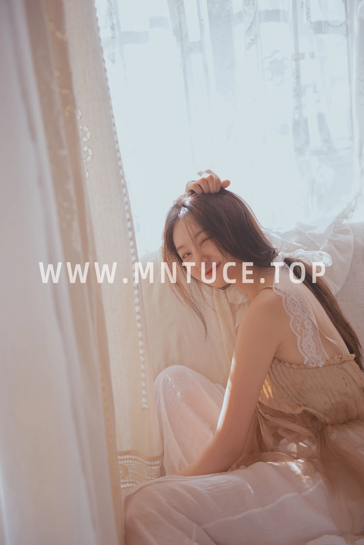 [艺图语]2023.03.10 Vol.3042 你的温柔#银河三千里#[29P]-010