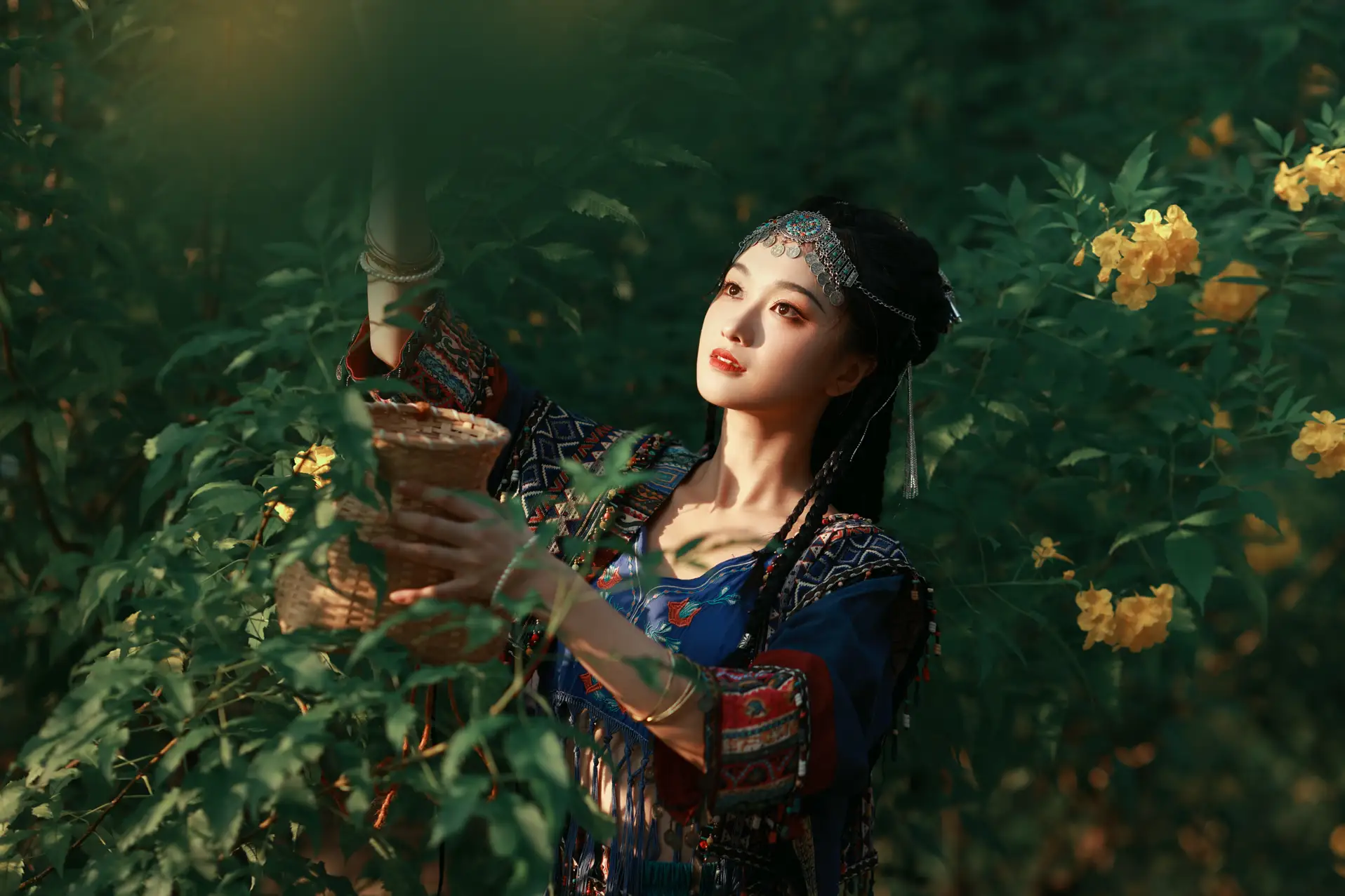 [艺图语] 2022.11.14 Vol.2078-011