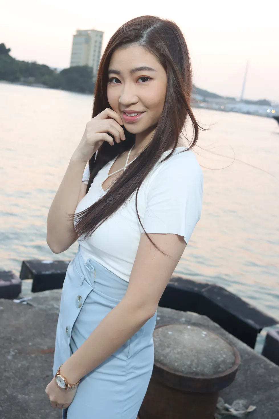 [街拍丝足] NO.198 梓萱 短裙丝袜涼高美腿 #街拍丝足、美足#[80P]-056
