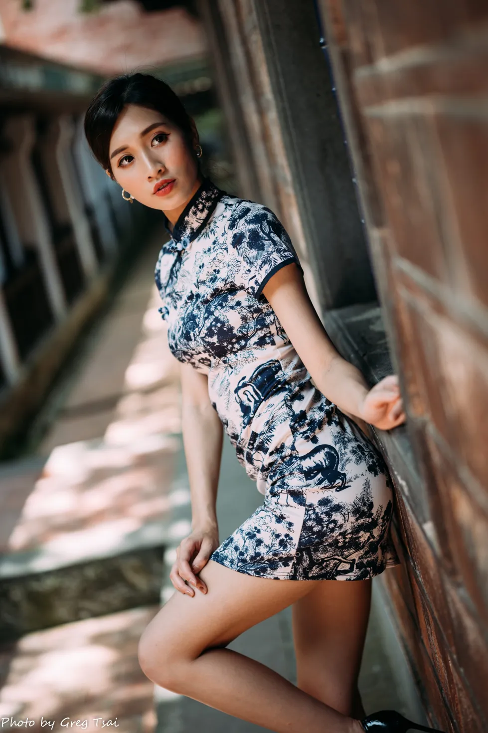 [街拍丝足] NO.151 张筠 短旗袍丝袜高跟美腿 #街拍丝足、美足#[54P]-045
