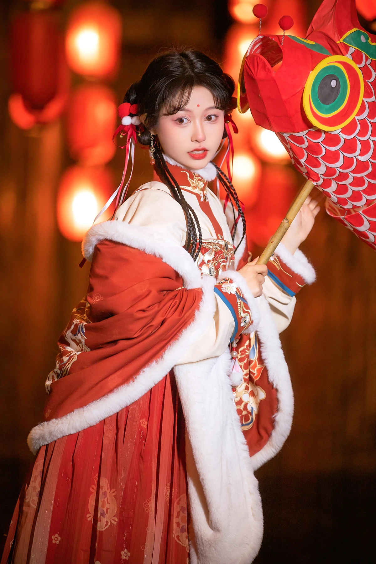 [艺图语]2023.02.09 Vol.3003 逛灯会#梨一依#[21P]-006