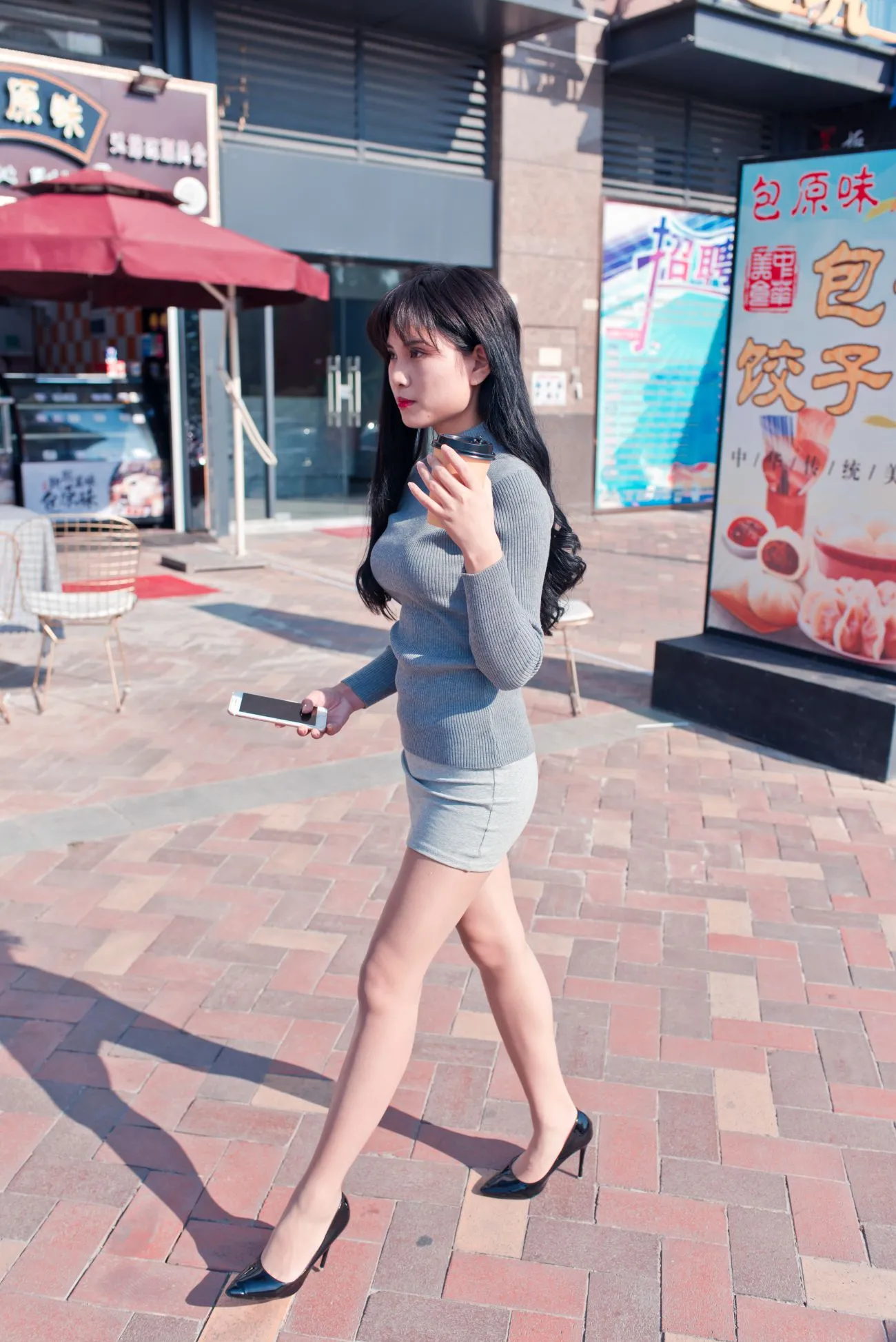 [街拍丝足] NO.084 休闲书屋里的短裙肉丝美女萌宝儿 #街拍丝足、美足#[79P]-055