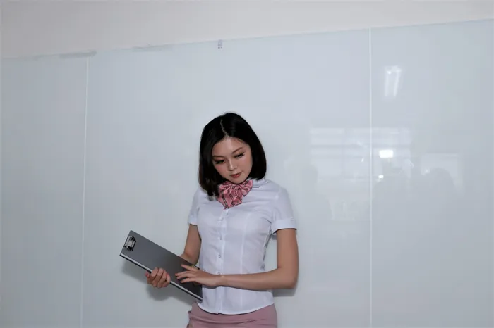 [街拍丝足] NO.010 长腿美模 小玉vs凯蒂 辨公室OL秘书 性感外拍2 #街拍丝足、美足#[84P]-034