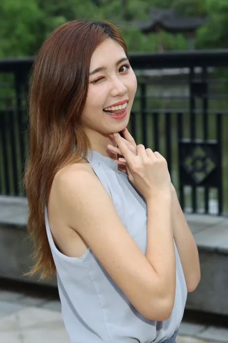 [街拍丝足] NO.093 長腿美模 Shuk Man 短裙 高跟美腿外拍 #街拍丝足、美足#[101P]-050