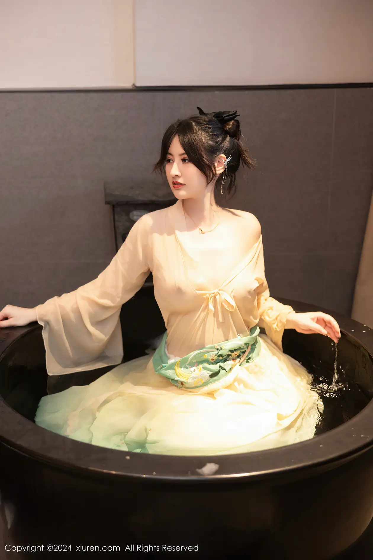 [秀人网] 2024.02.22 NO.8128 诗诗kiki、秀人人旗下、xr_8000~8499 [82P]-031