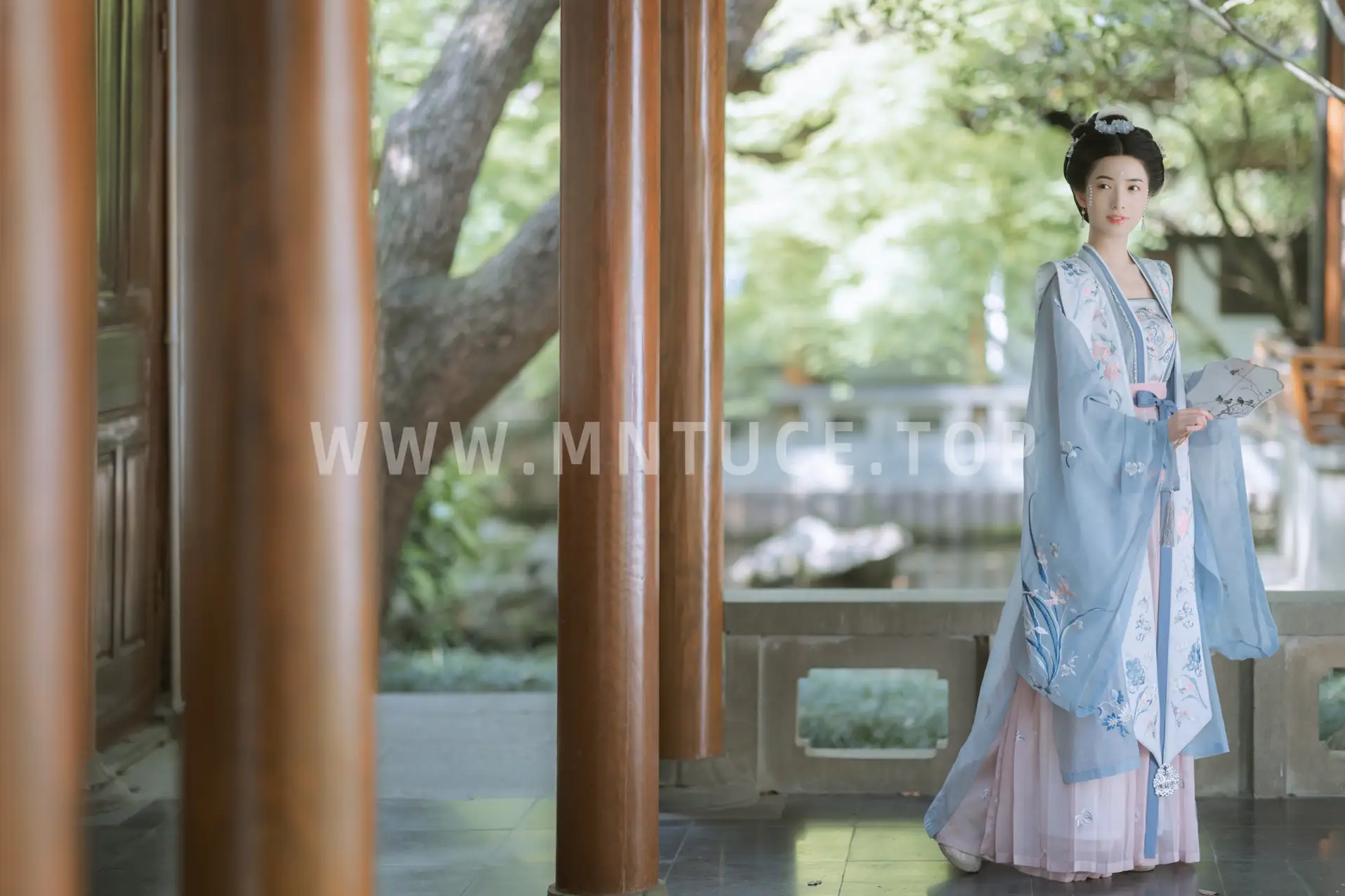 [艺图语] 2022.06.03 Vol.1071-014