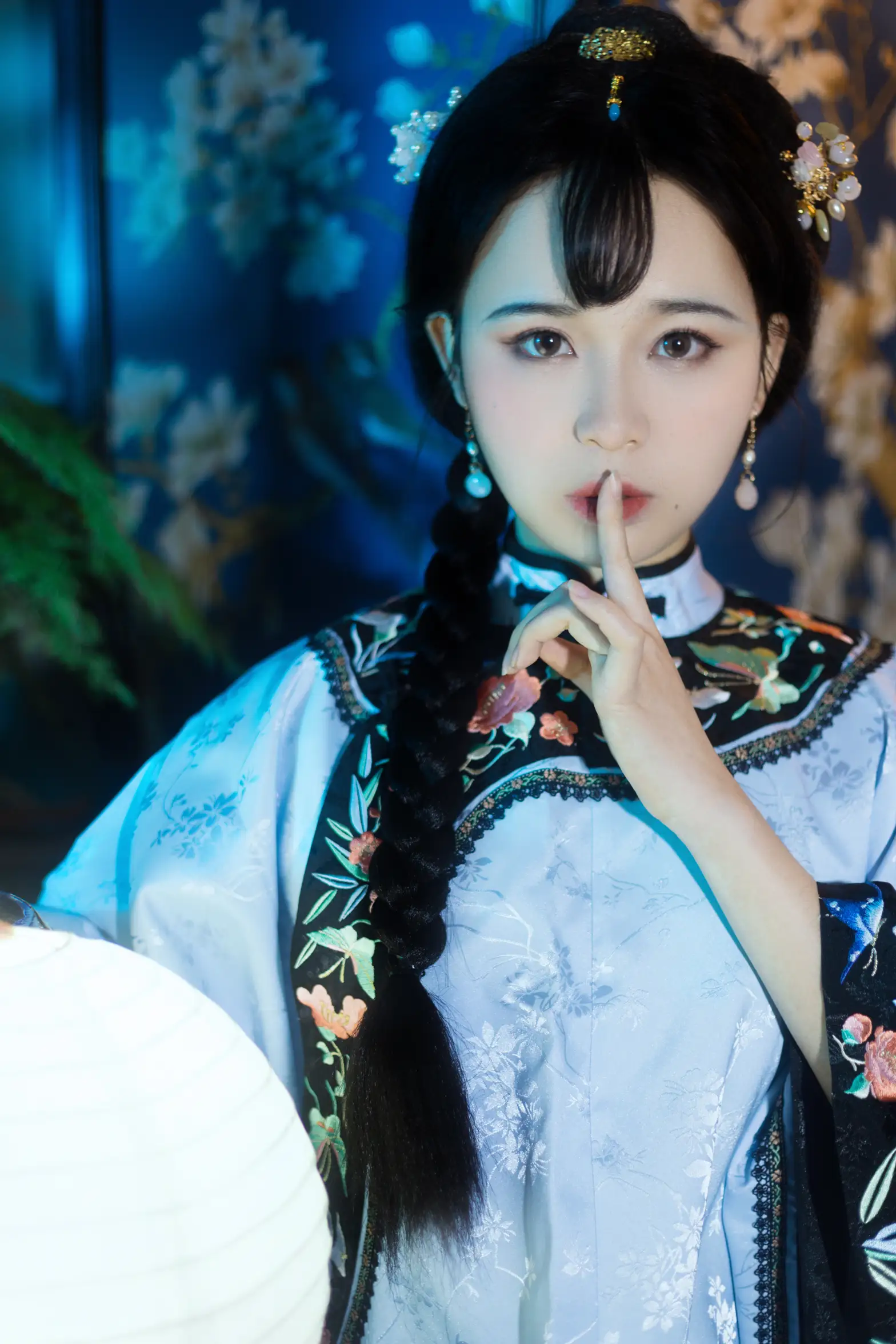 [艺图语] 2022.08.25 Vol.1787-003