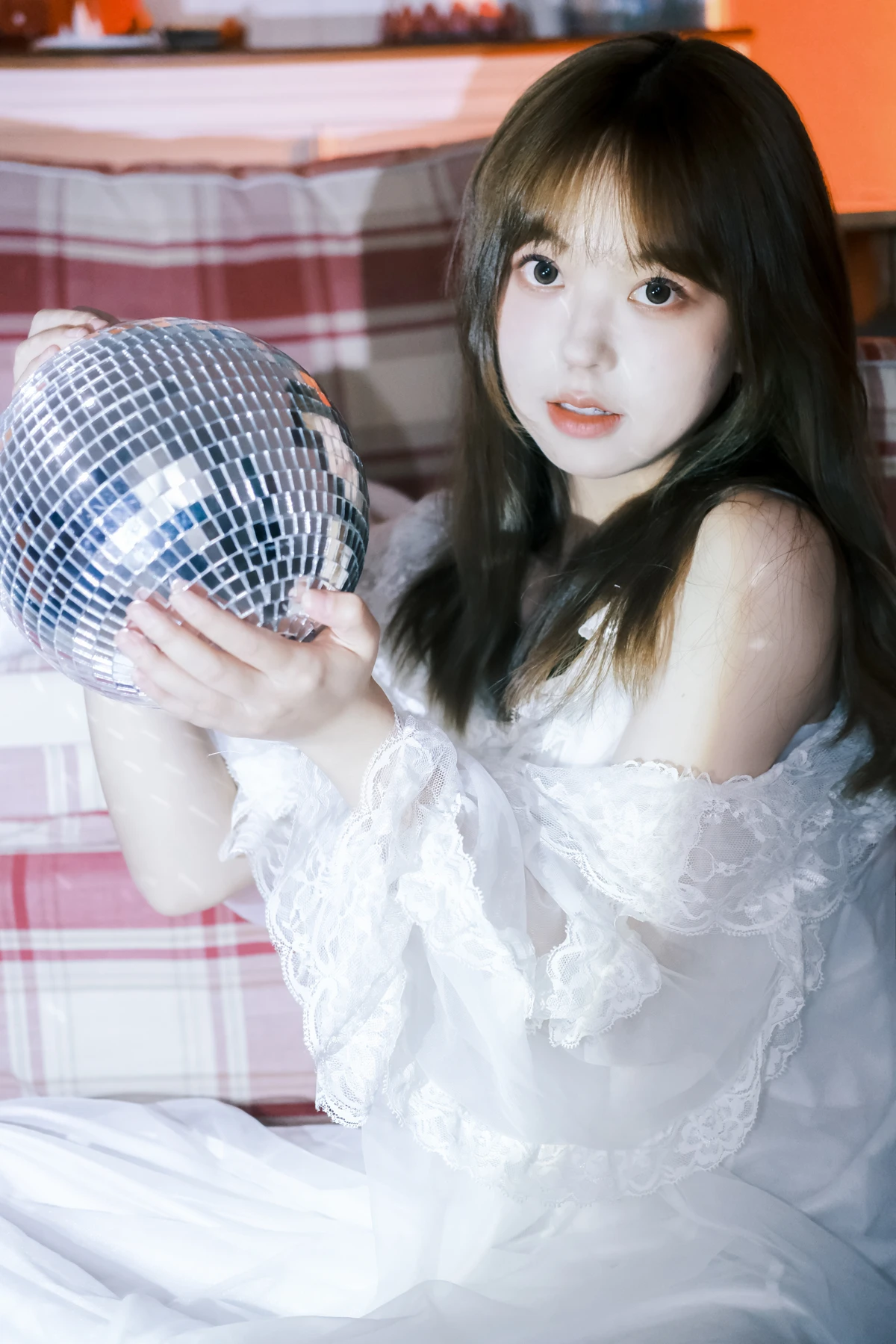 [艺图语]2023.02.10 Vol.3014 兔兔入侵计划#哈吉麻花#[25P]-015