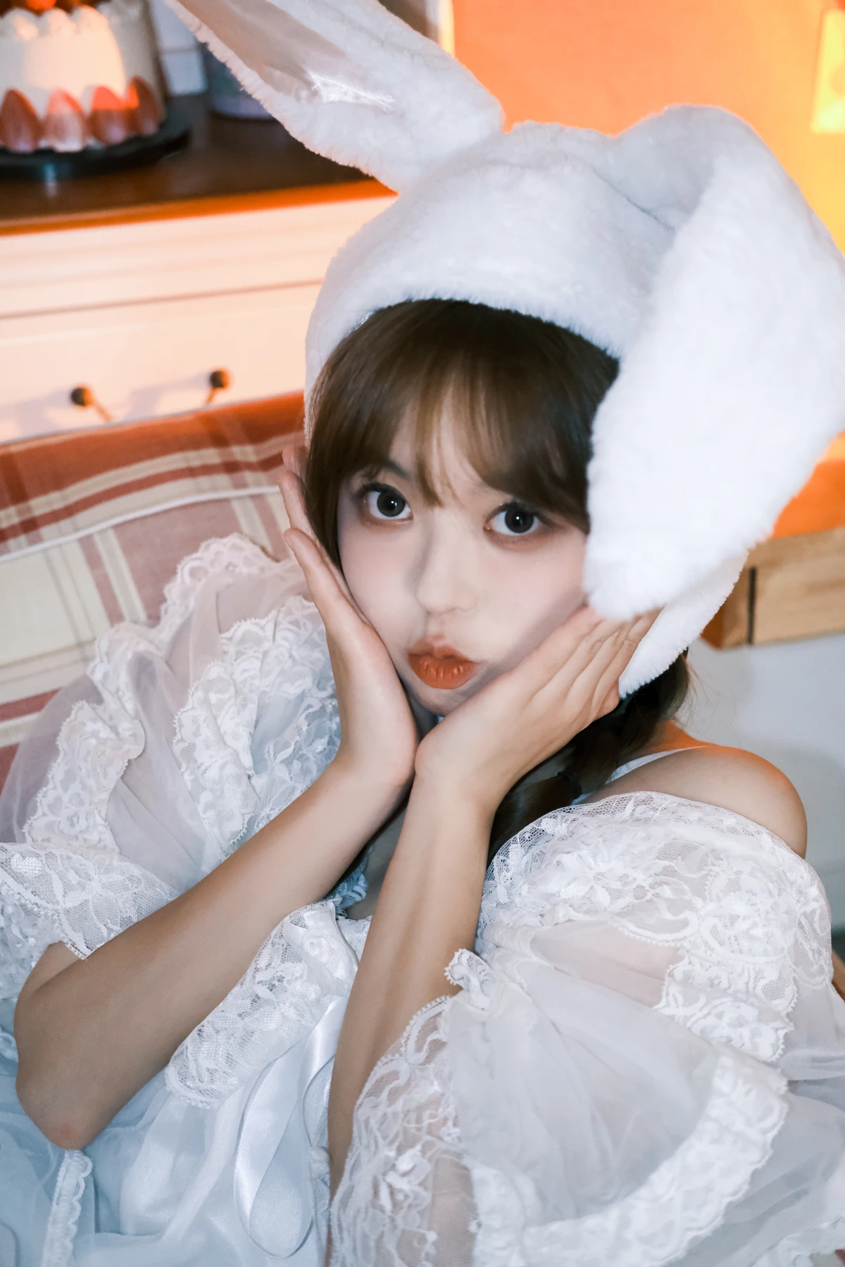 [艺图语]2023.02.10 Vol.3014 兔兔入侵计划#哈吉麻花#[25P]-005