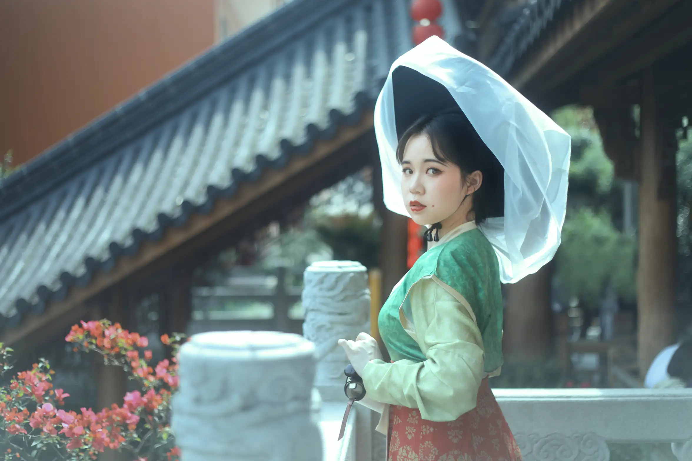[艺图语] 2022.08.14 Vol.1704-003