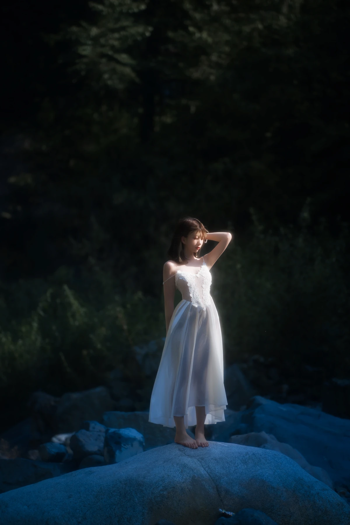 [艺图语]2023.03.10 Vol.3041 静花照水#清青琴玖#[37P]-017