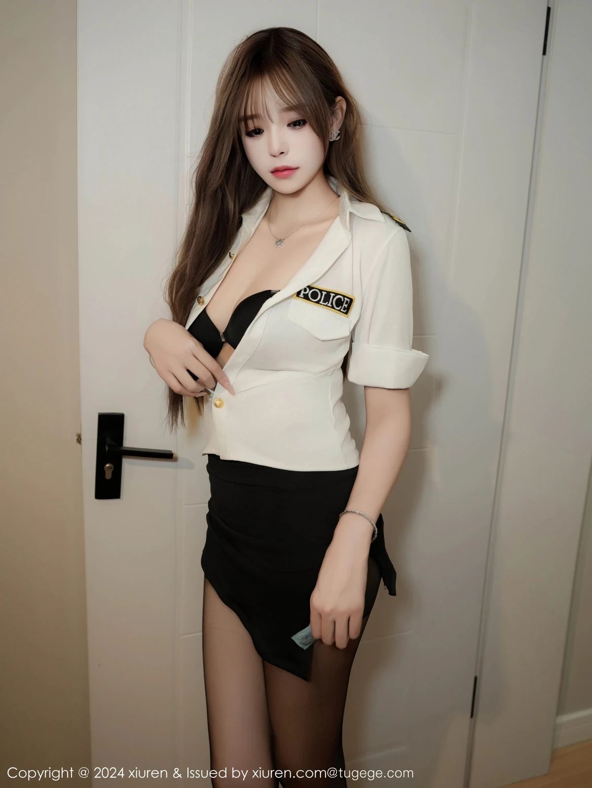 [秀人网] 2024.11.01 No.9378 菲菲吃不胖、秀人旗下#[71P]-018
