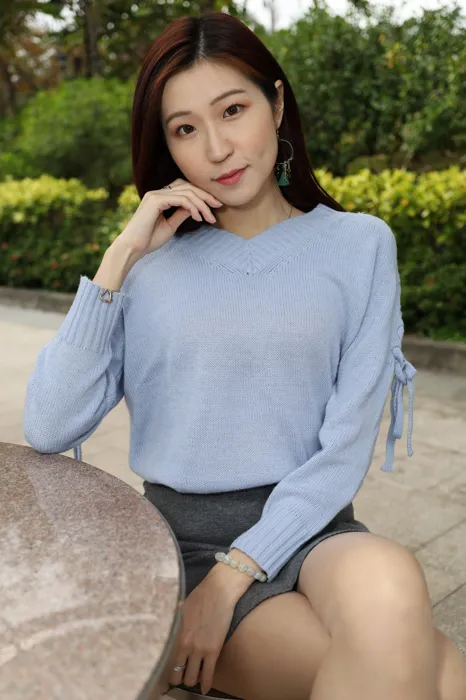 [街拍丝足] NO.011 Rita Li 性感造型外拍 #街拍丝足、美足#[75P]-011