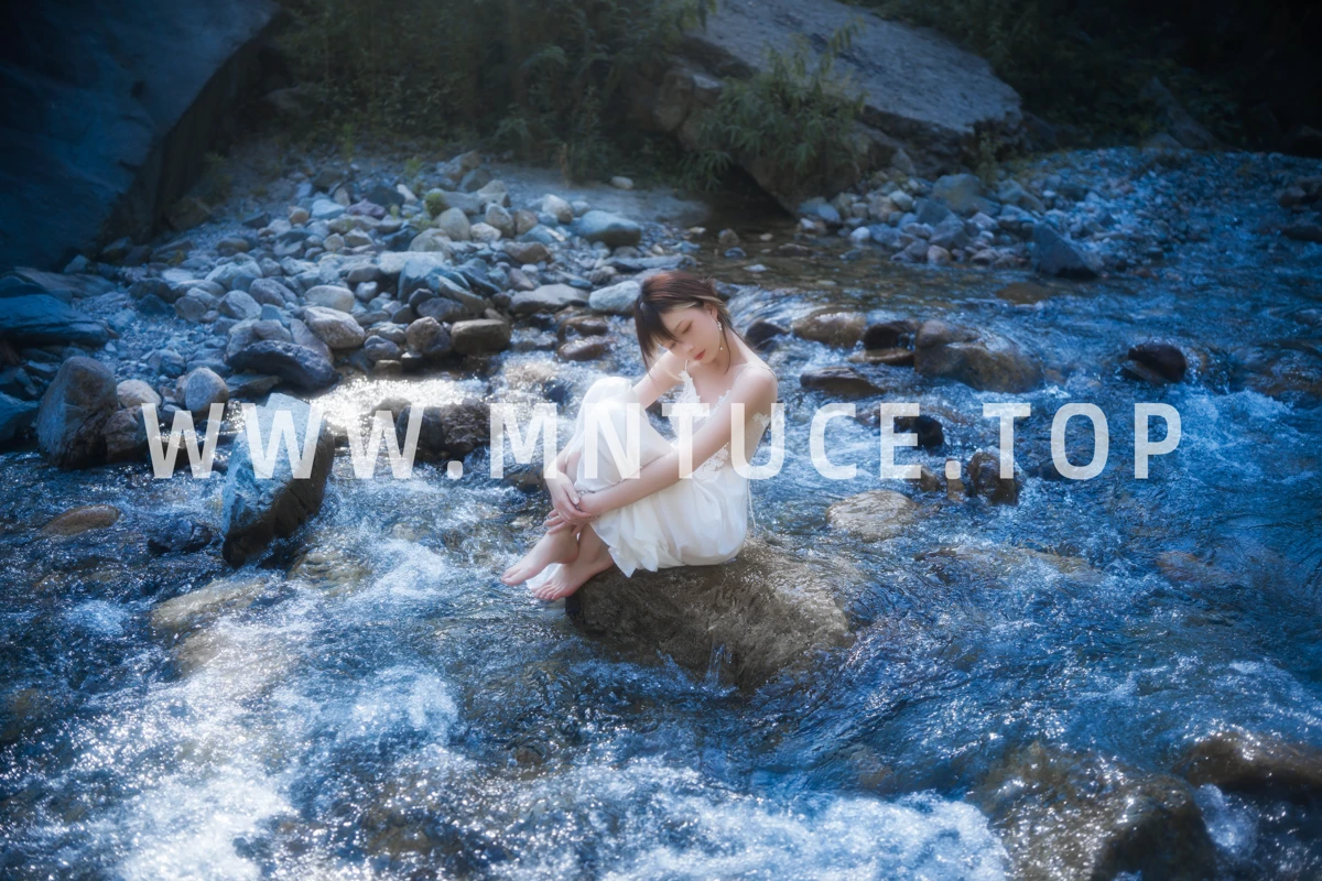 [艺图语]2023.03.10 Vol.3041 静花照水#清青琴玖#[37P]-010