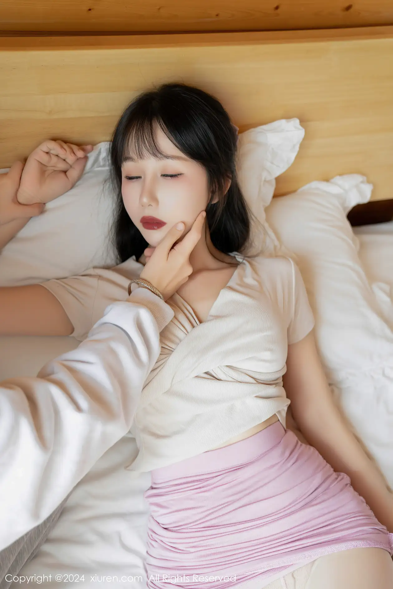 [秀人网] 2024.02.20 NO.8112 #波巧酱、秀人旗下、xr_8000-8499#[85P]-047