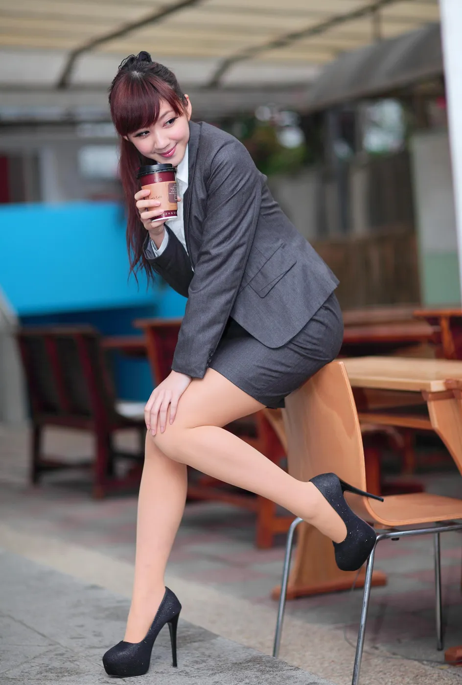 [街拍丝足] NO.208 小雅 OL丝袜高跟美腿 #街拍丝足、美足#[40P]-038