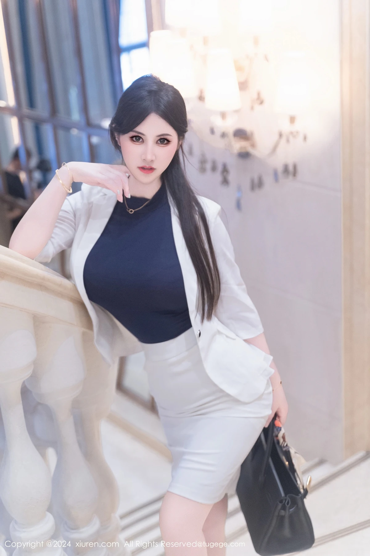 [秀人网] 2024.10.21 No.9319 诗诗kiki、秀人旗下#[98P]-018