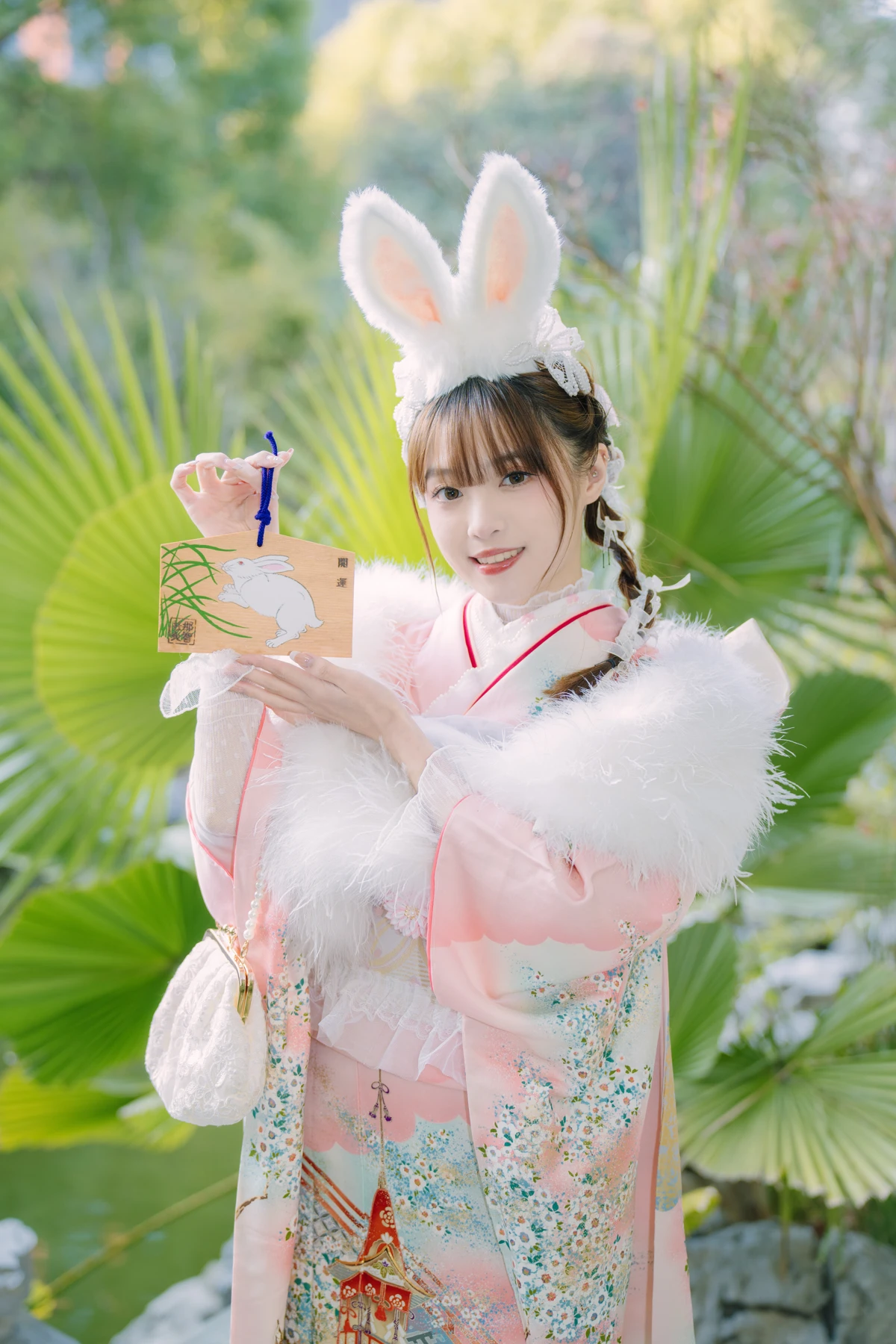 [艺图语]2023.02.09 Vol.3009 新年兔兔#陆陆真甜#[34P]-015