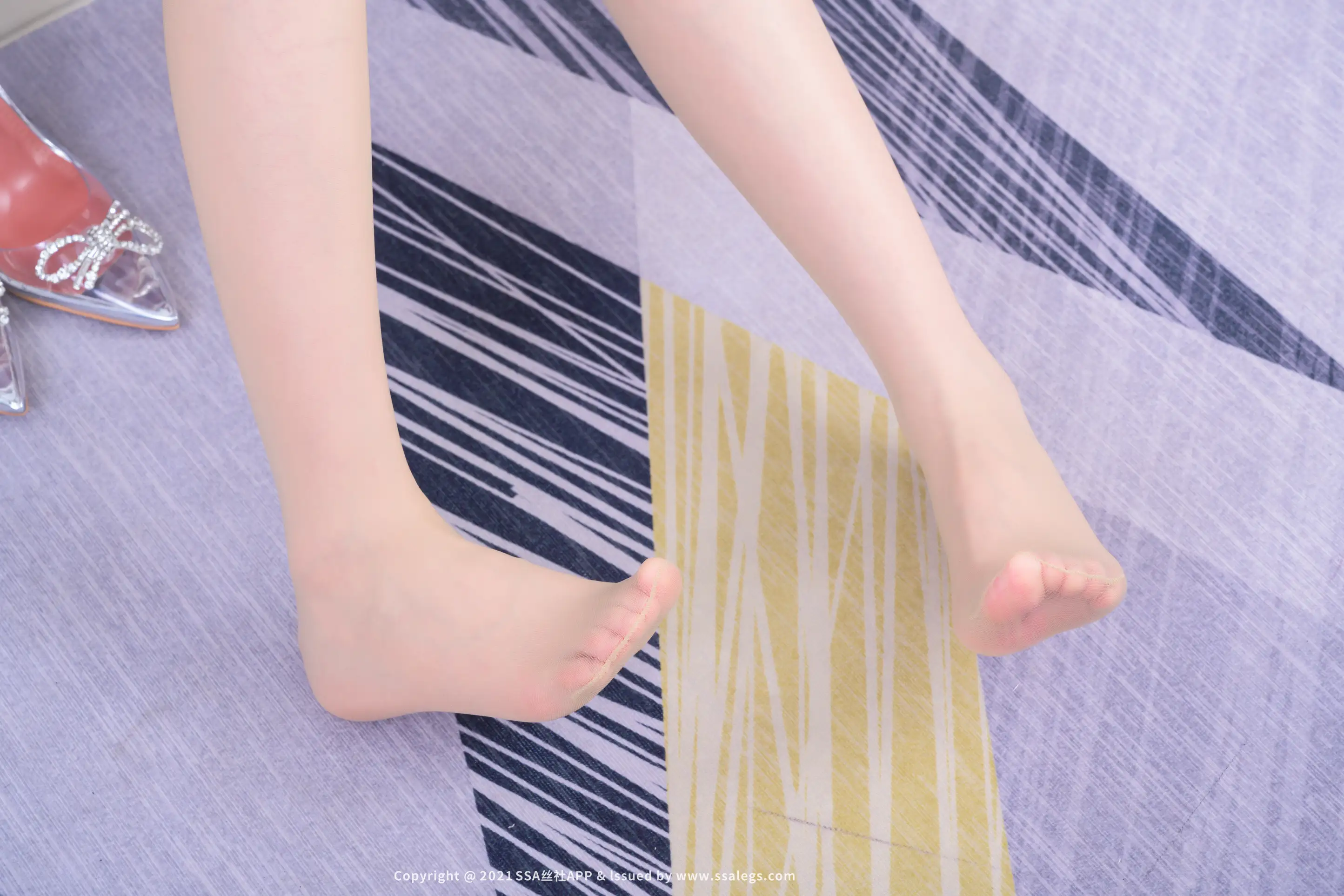 [SSA丝社] NO.659 模特晶晶的肉丝袜(下)[135P]-PicJJ