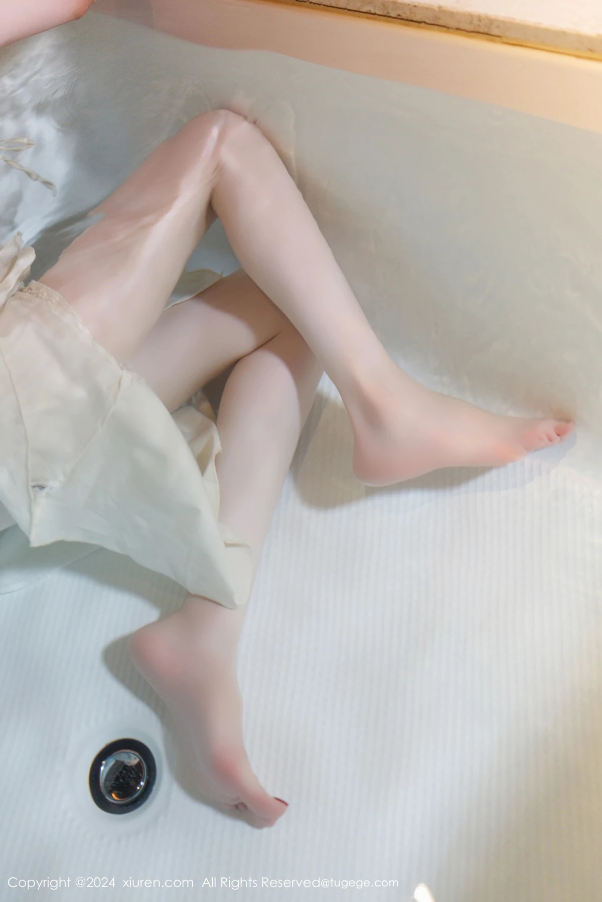 [秀人网] 2024.12.23 No.9643 梦心玥、秀人旗下#[85P]-042