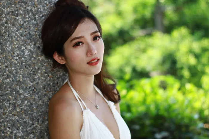 [街拍丝足] NO.039 Go Go 白色小禮服 高跟美腿外拍 #街拍丝足、美足#[118P]-055