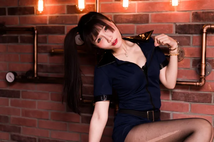 [街拍丝足] NO.116 乔乔儿 黑丝制服 #街拍丝足、美足#[52P]-049