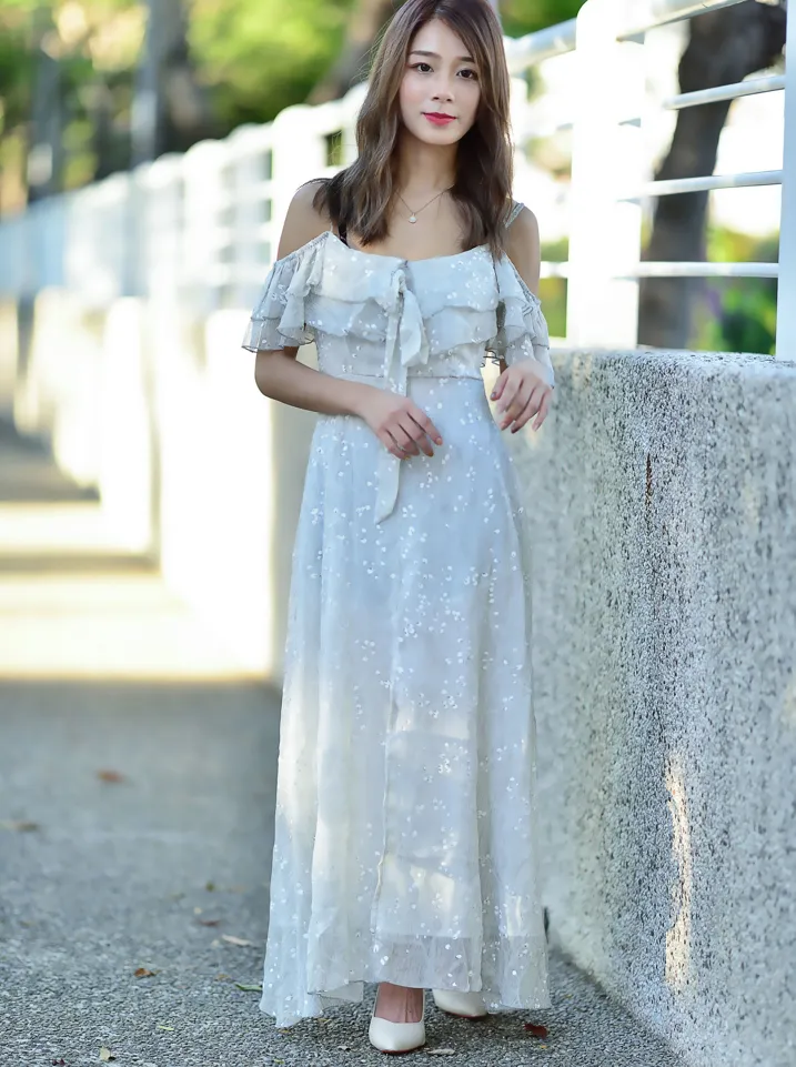 [街拍丝足] NO.200 vivi曹媛媛 吊带高衩长裙高跟美腿 #街拍丝足、美足#[113P]-028
