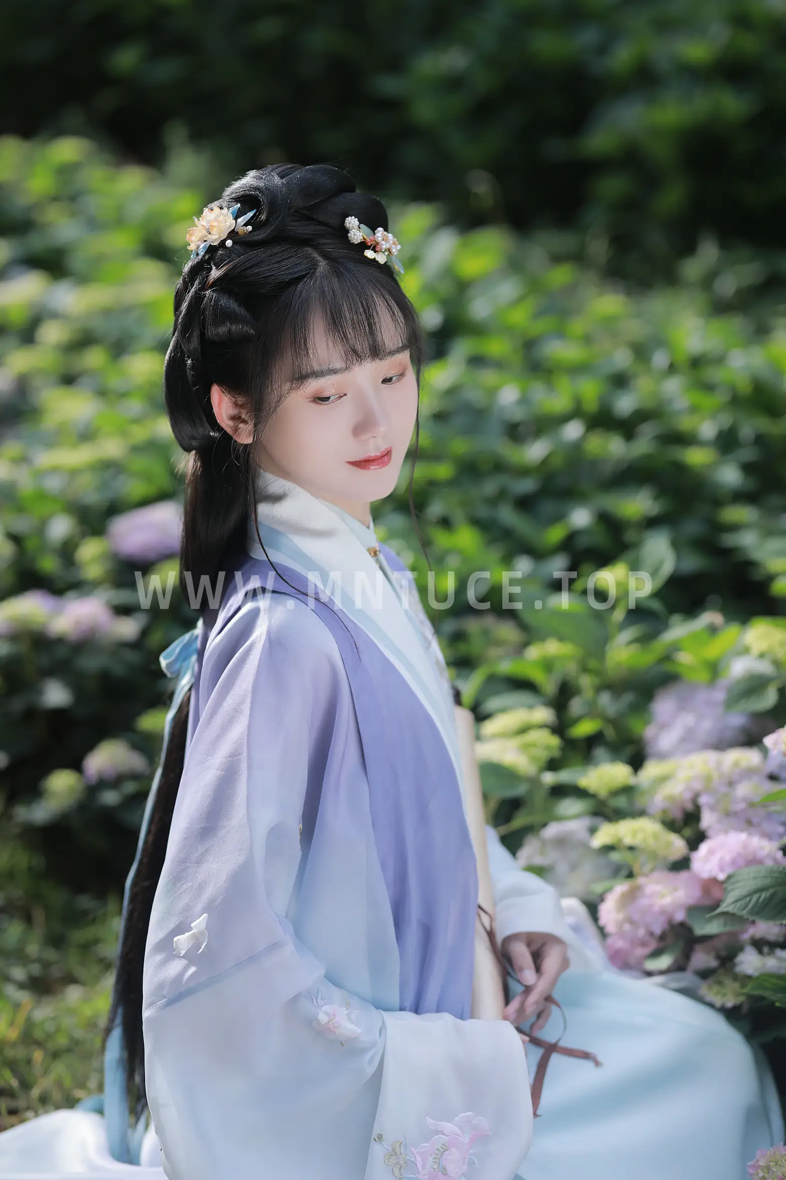 [艺图语] 2022.07.01 Vol.1342-019