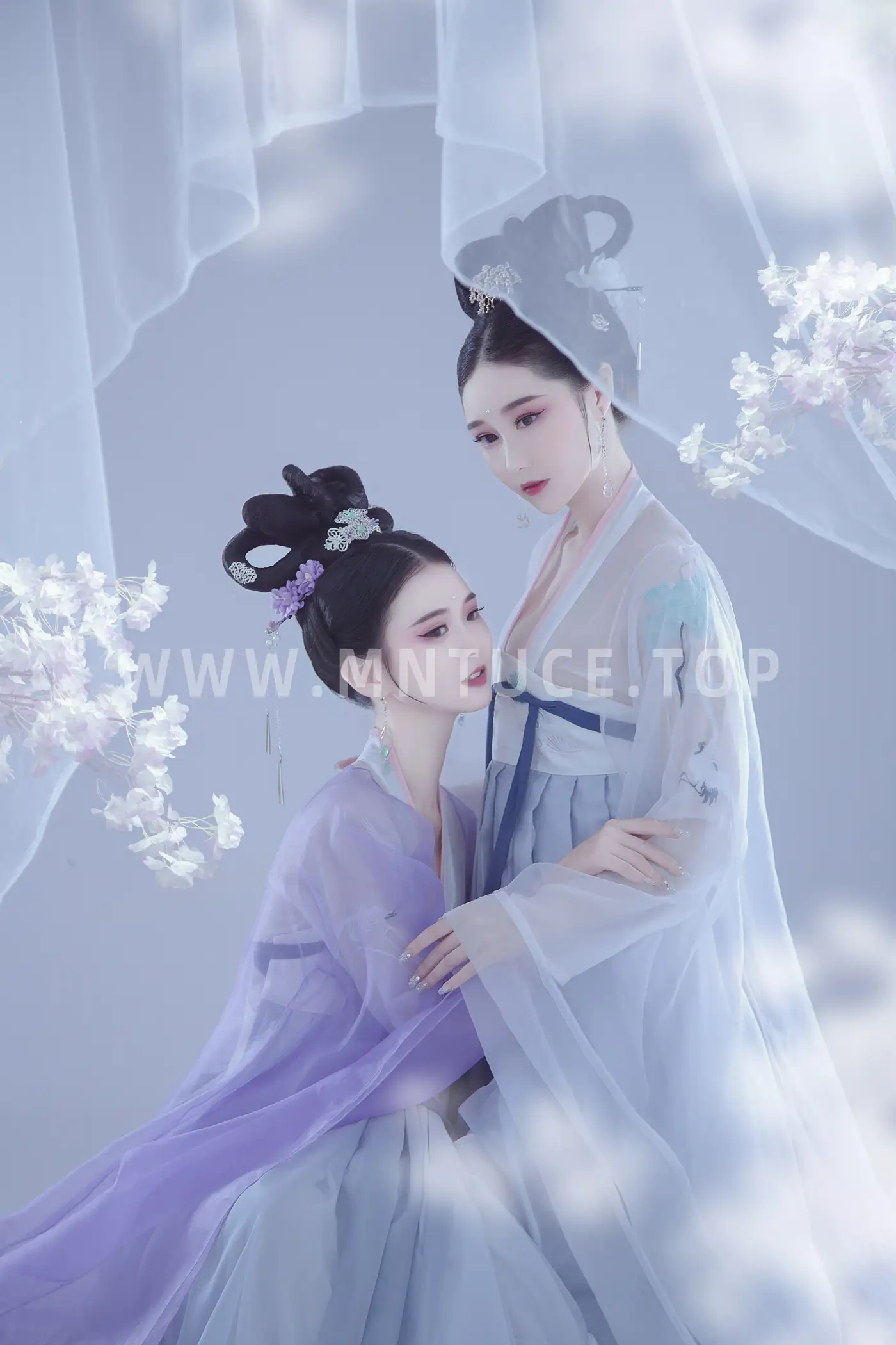 [艺图语] 2021.12.13 Vol.491-019