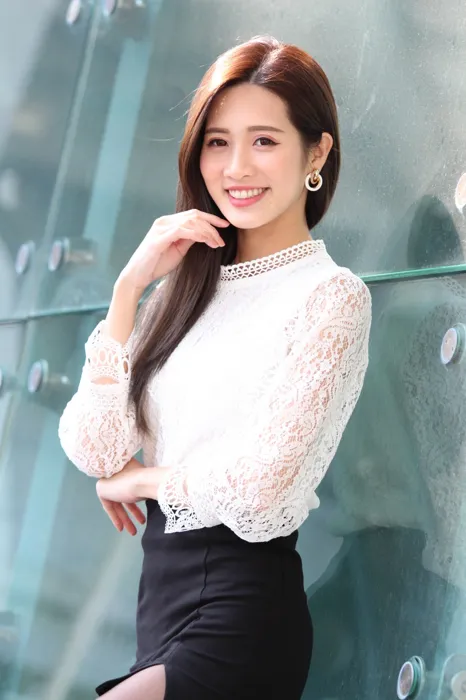 [街拍丝足] NO.056  张筠 OL制服 高跟美腿外拍 #街拍丝足、美足#[103P]-005