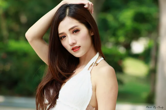 [街拍丝足] NO.039 Go Go 白色小禮服 高跟美腿外拍 #街拍丝足、美足#[118P]-019