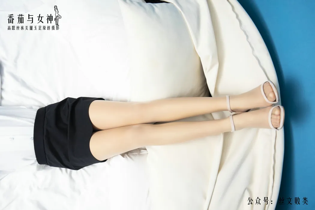 [街拍丝足] NO.036 小如 – 超短 超薄 超多细节 #街拍丝足、美足#[96P]-041