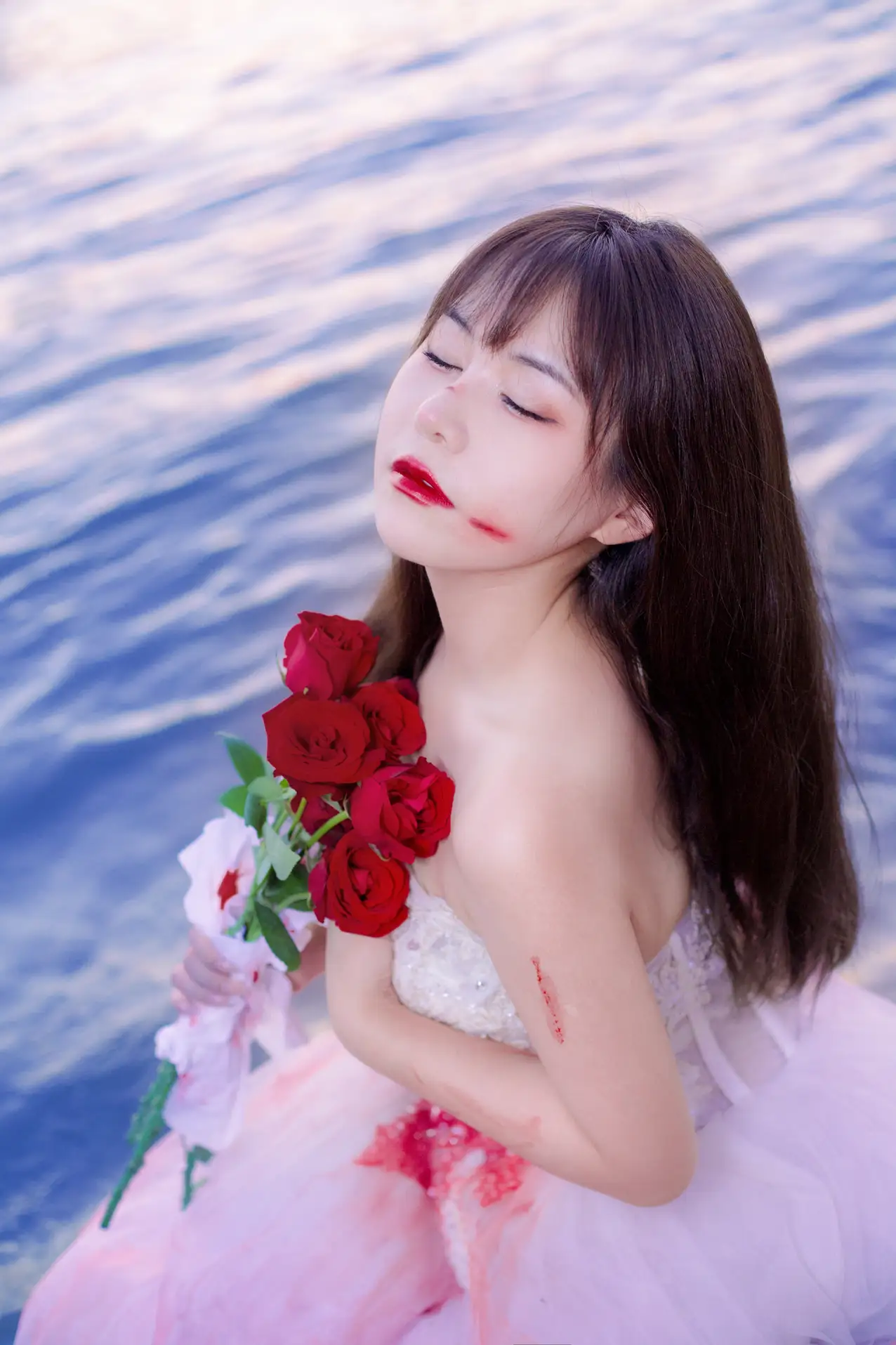 [艺图语] 2022.08.28 Vol.1814-010