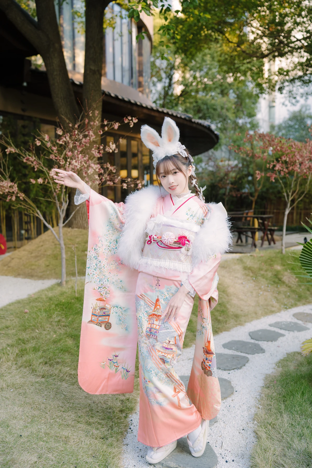 [艺图语]2023.02.09 Vol.3009 新年兔兔#陆陆真甜#[34P]-027