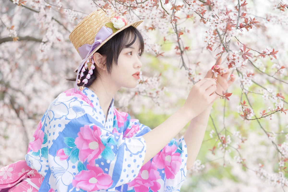 [艺图语]2023.02.08 Vol.2995 春日花和服#泉泉#[31P]-023