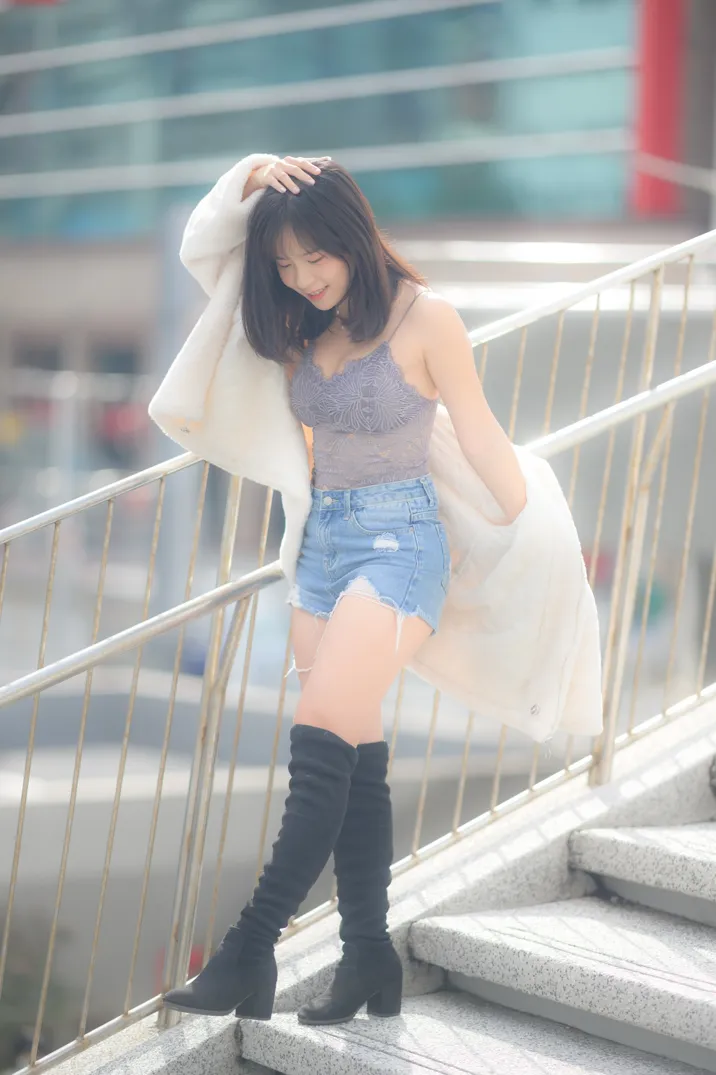[街拍丝足] NO.215 YoYo 牛仔短裤长靴 #街拍丝足、美足#[109P]-023