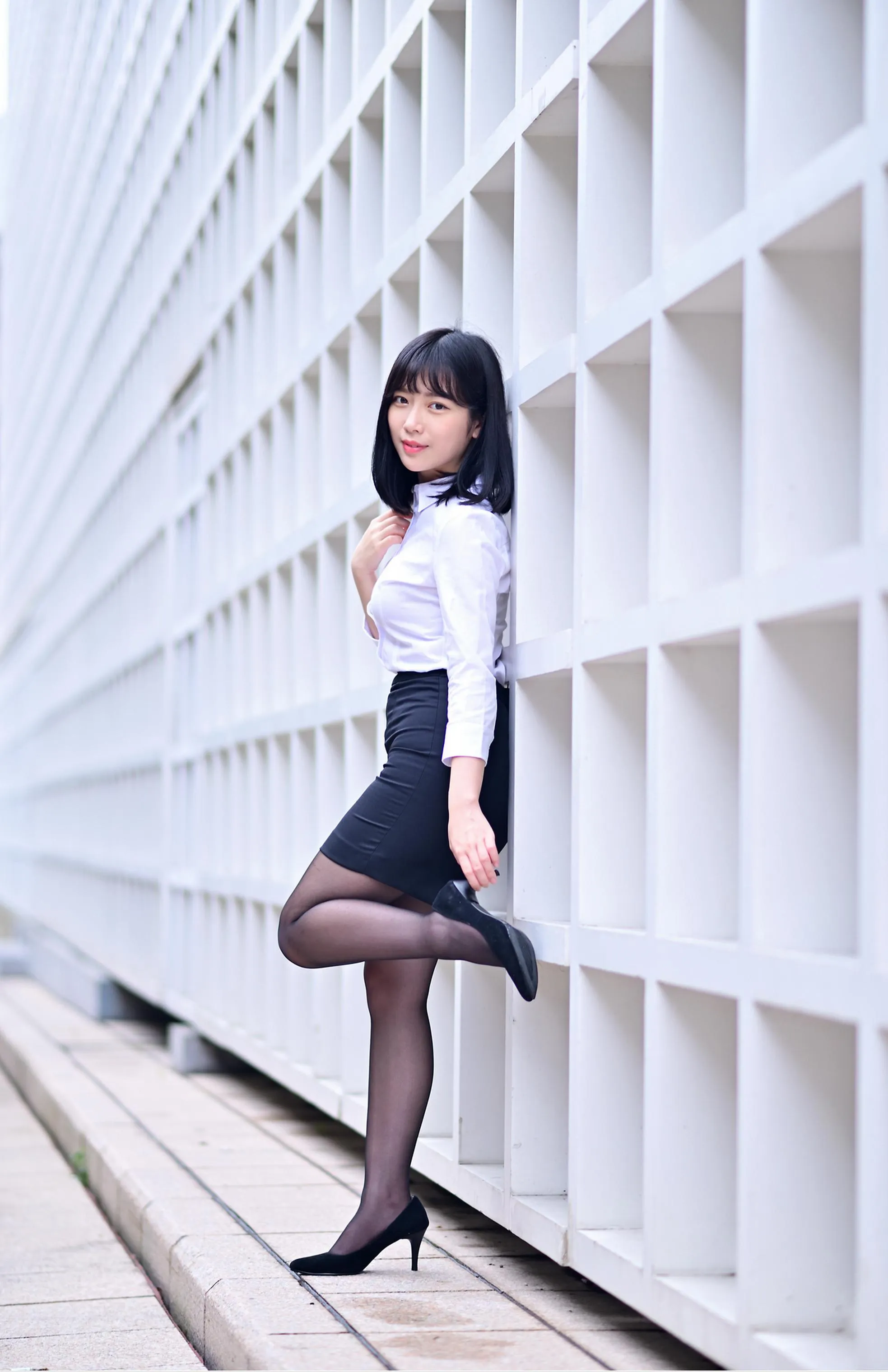 [街拍丝足] NO.147 塔塔酱 OL黑丝美腿 #街拍丝足、美足#[53P]-017