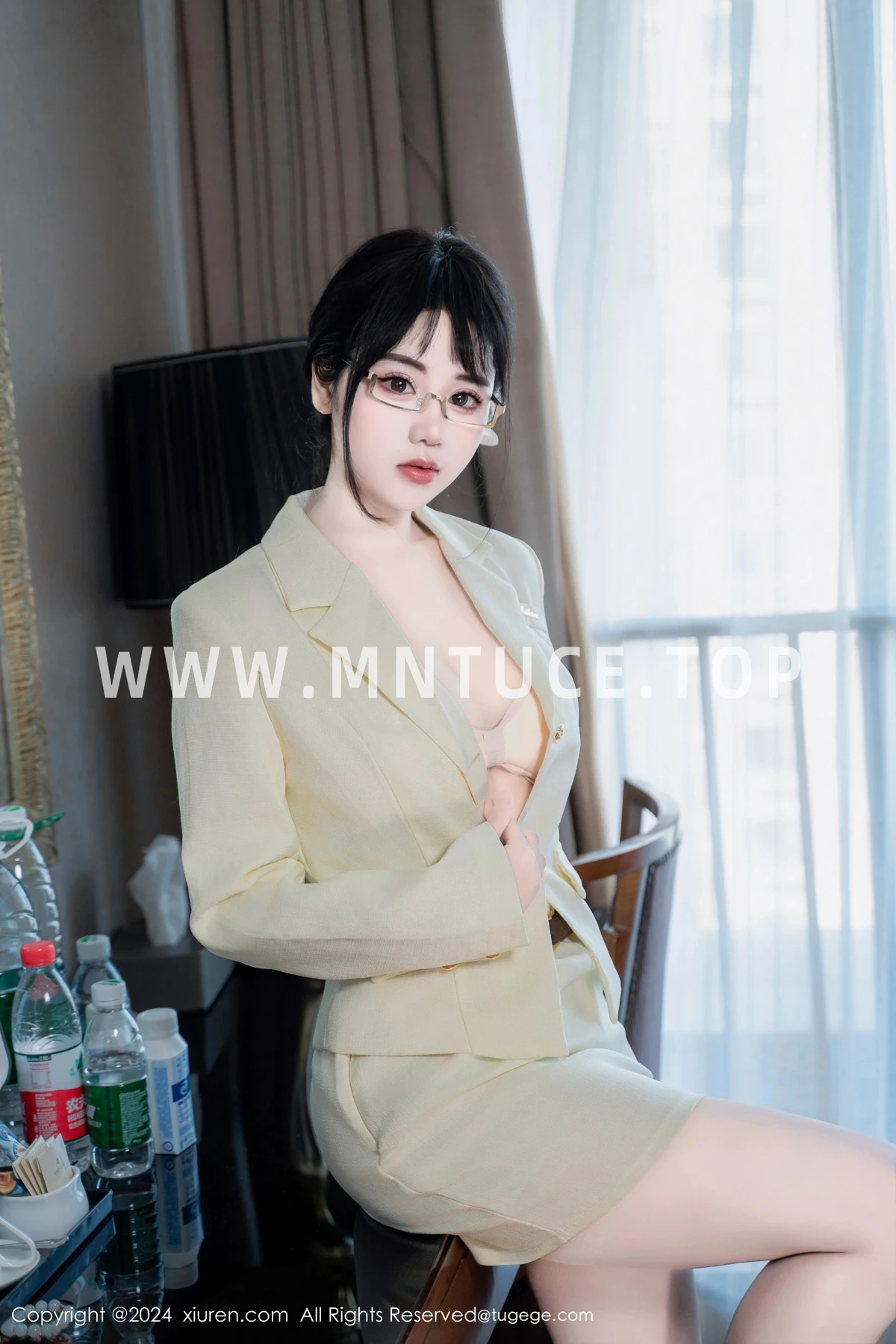 [秀人网] 2024.06.18 No.8717-011
