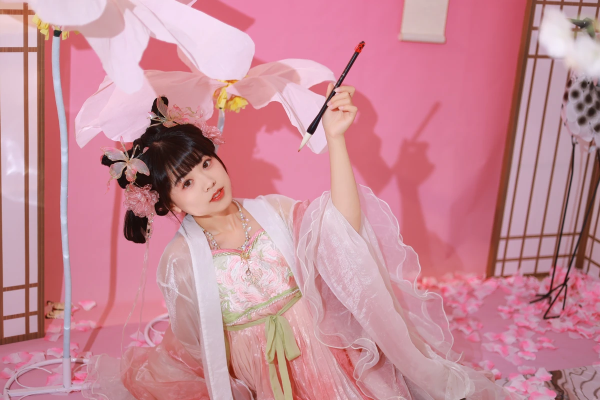 [艺图语]2023.05.20 Vol.3052 小花仙#一只暖暖#[33P]-019