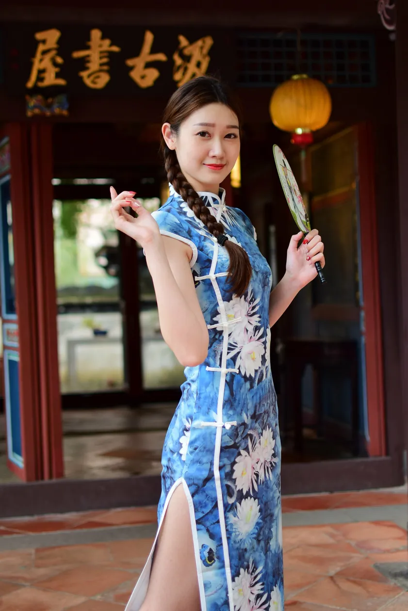 [街拍丝足] NO.174 美元 高衩长旗袍白高跟美腿 #街拍丝足、美足#[165P]-010