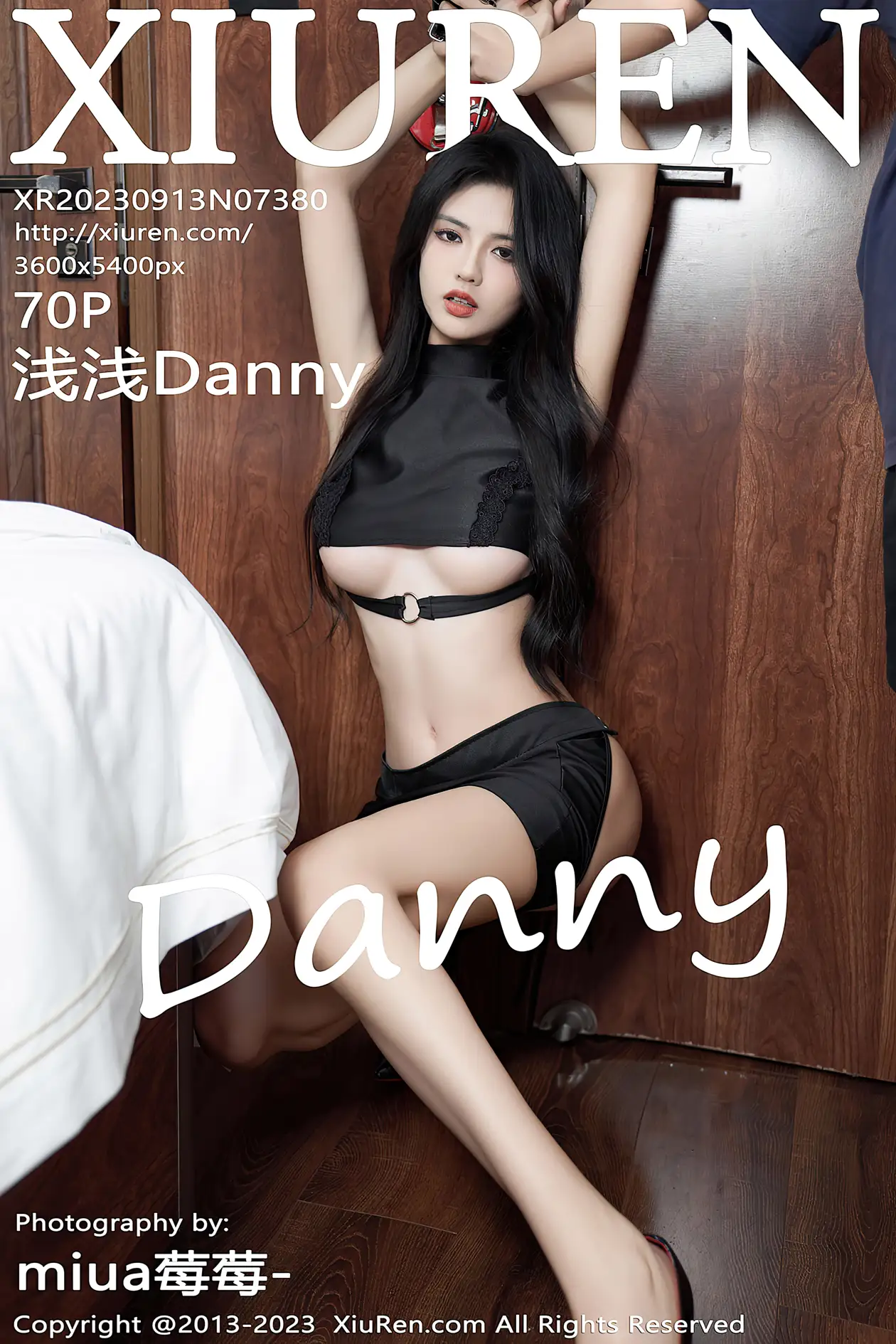 [秀人网] 2023.09.13 NO.7380[70P]-PicJJ