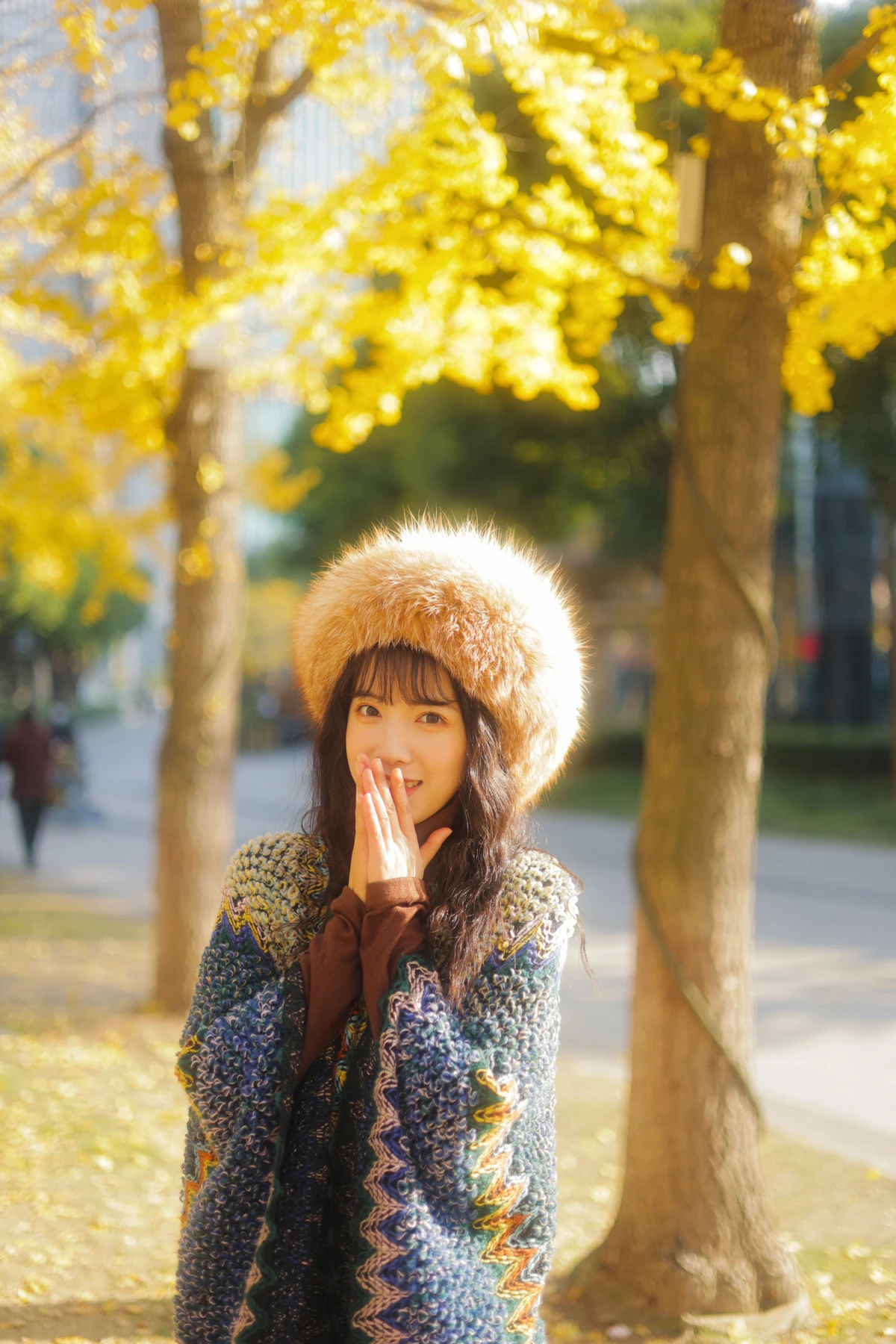 [艺图语]2023.01.12 Vol.2901 银杏不负秋#一只阿梦崽#[44P]-006