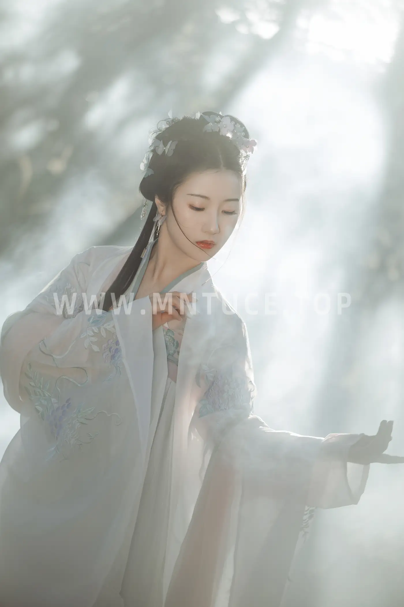[艺图语] 2022.05.30 Vol.1030-014