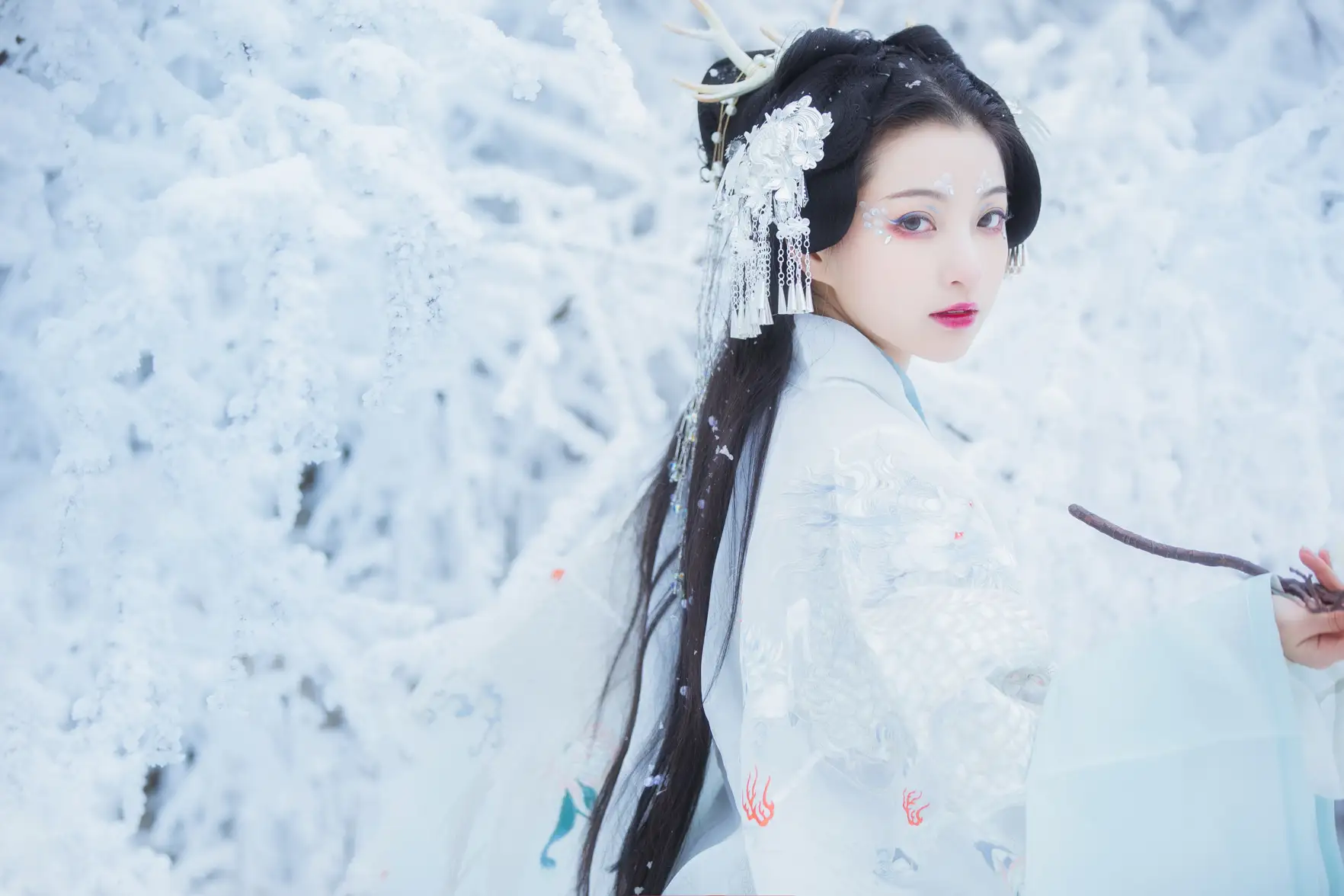 [艺图语] 2022.01.12 Vol.634-008