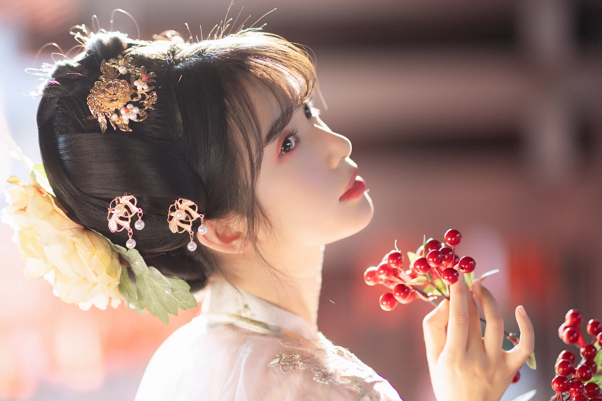 [艺图语]2023.02.10 Vol.3011 红豆相思#一只阿梦崽#[49P]-035